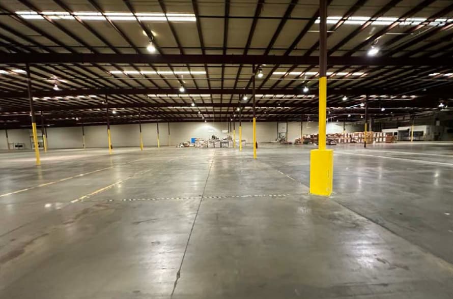 More Photos Of 119 Northeast Dr, Loveland Warehouse For Sale