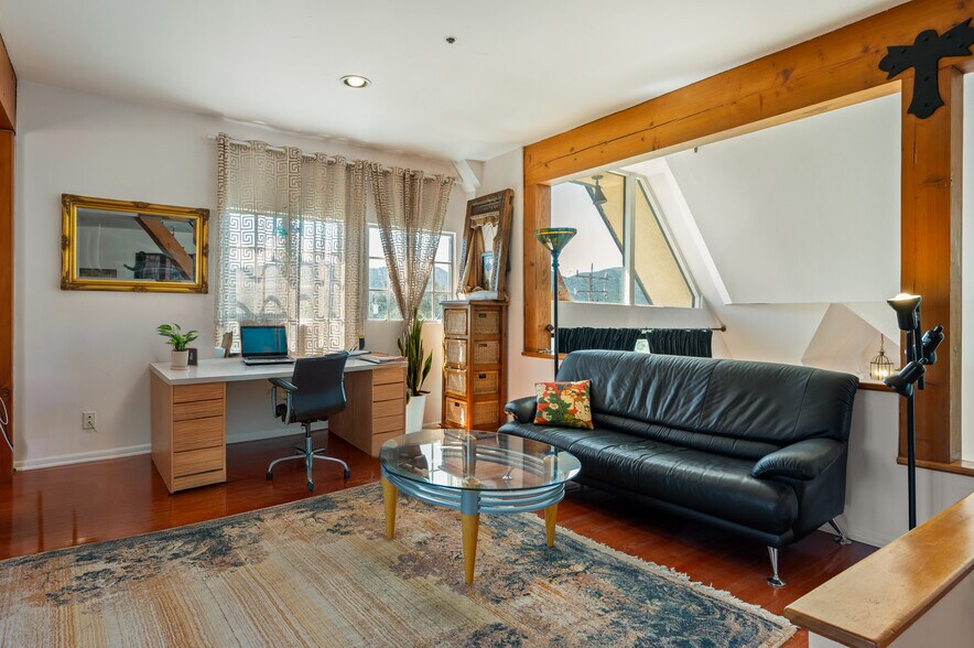 More Photos Of 437 2nd St, Solvang Storefront Retail Residential For Sale