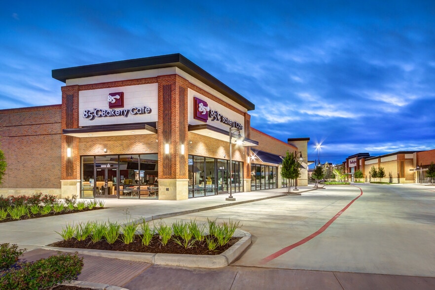 More Photos Of 13517 University Blvd, Sugar Land Unknown For Lease