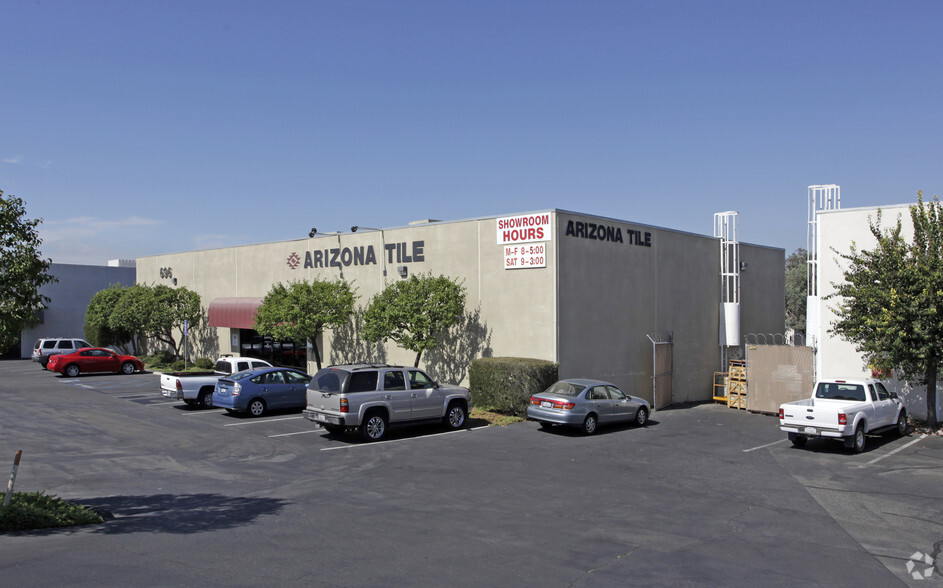 Primary Photo Of 696 Rancheros Dr, San Marcos Warehouse For Lease