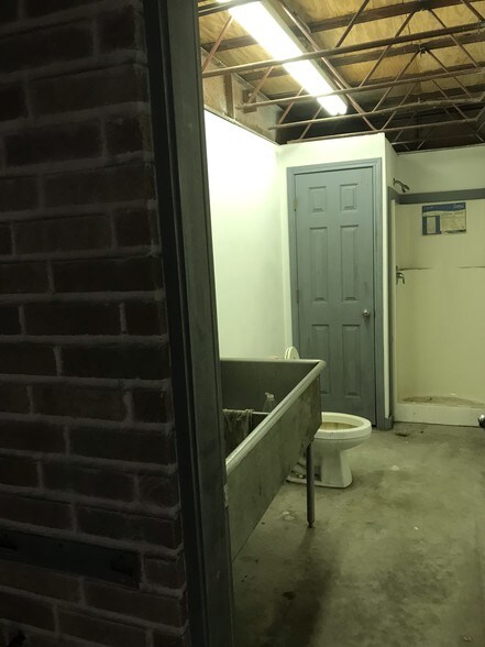 More Photos Of 3823 Fm 1128 Rd, Pearland Light Distribution For Lease