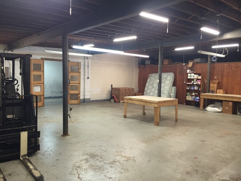 More Photos Of 238 E Washington St, Starke Distribution For Sale