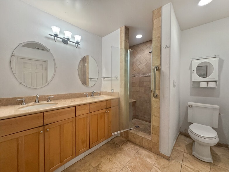 More Photos Of 15332 Shasta Ln, Huntington Beach Assisted Living For Sale