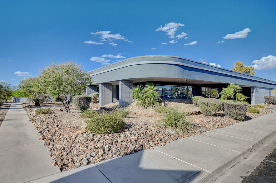 Primary Photo Of 2400-2402 N Tenaya Way, Las Vegas Office For Lease