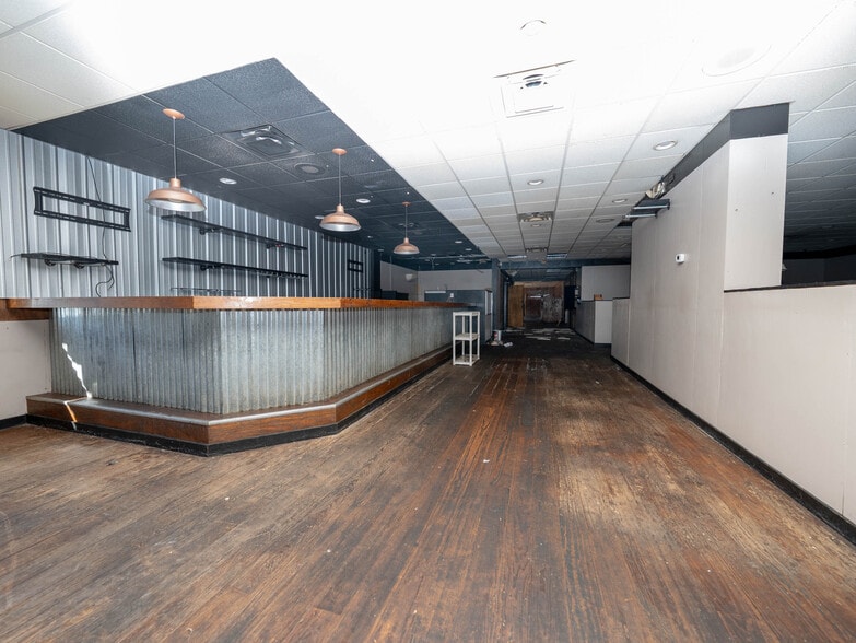 More Photos Of 1941 Champion Dr, Canton Restaurant For Lease