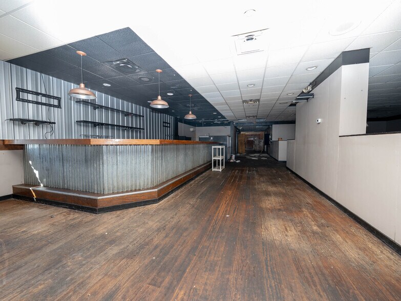 More Photos Of 1941 Champion Dr, Canton Restaurant For Lease