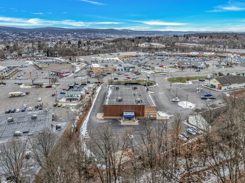 More Photos Of 1777 N Keyser Ave, Scranton Drugstore For Lease