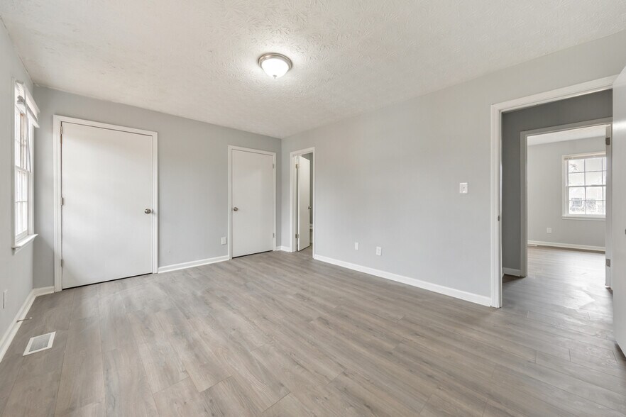 More Photos Of 122 Toby Springs Ln, McDonough Apartments For Sale