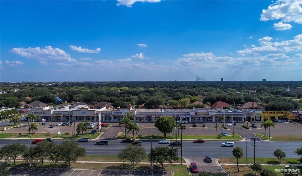 More Photos Of 107 W Nolana Ave, McAllen Freestanding For Sale