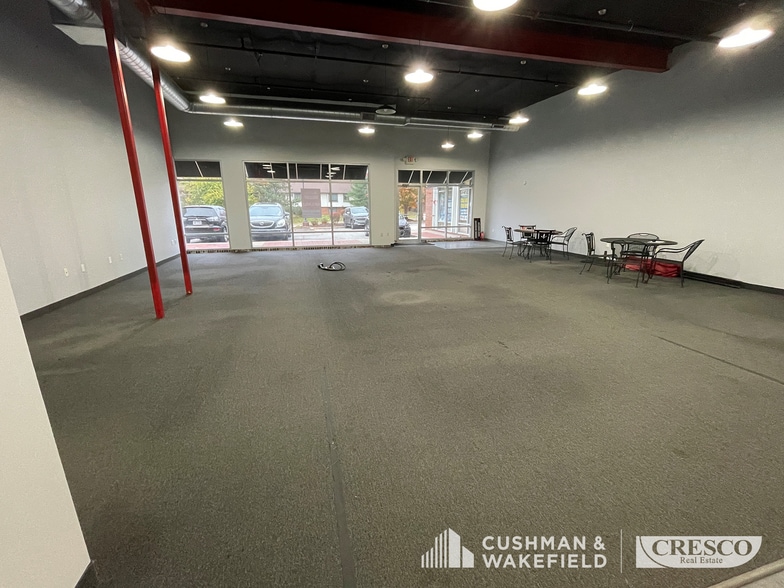 More Photos Of 19601-19621 Puritas Rd, Cleveland Unknown For Lease