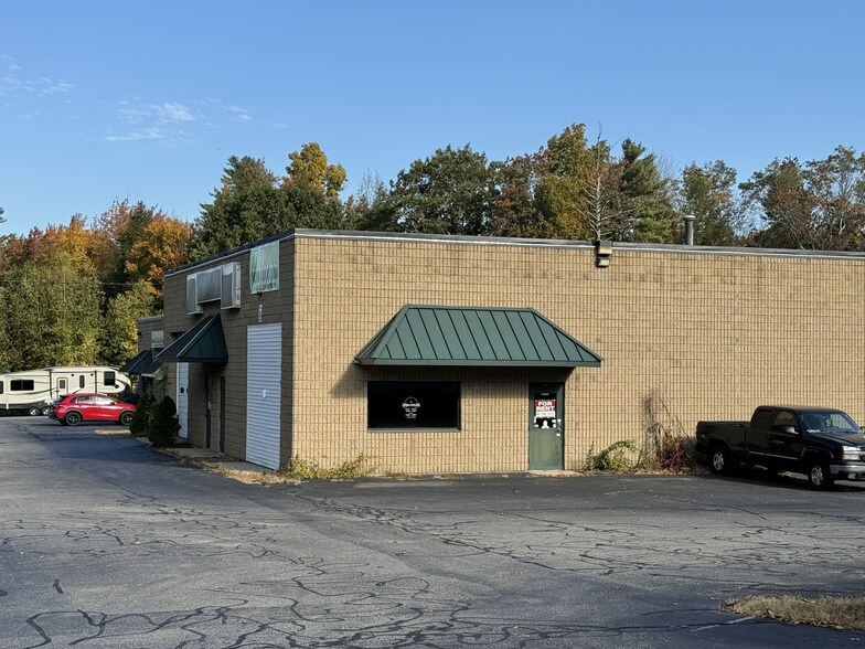 More Photos Of 189 Route 125, Brentwood Unknown For Lease