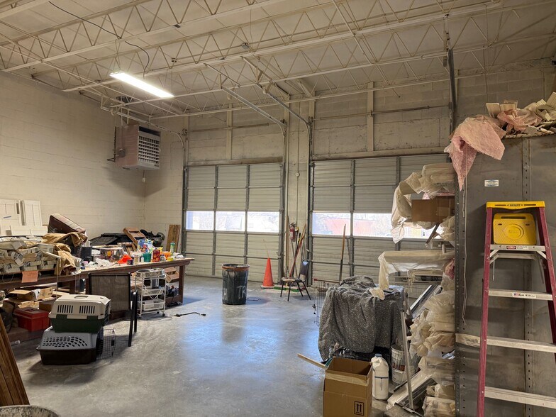 More Photos Of 263 Rio Cir, Decatur Warehouse For Sale