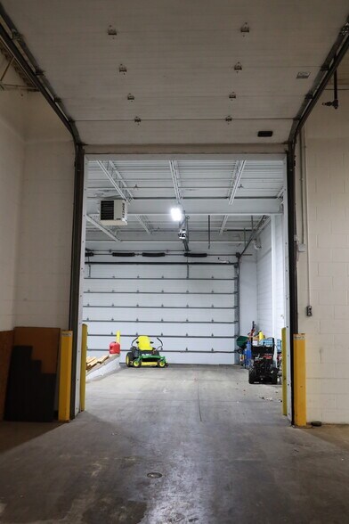 More Photos Of 17819 Commerce Dr, Westfield Warehouse For Sale