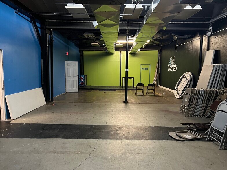 More Photos Of 121 16th St, Ashland Storefront Retail Office For Lease