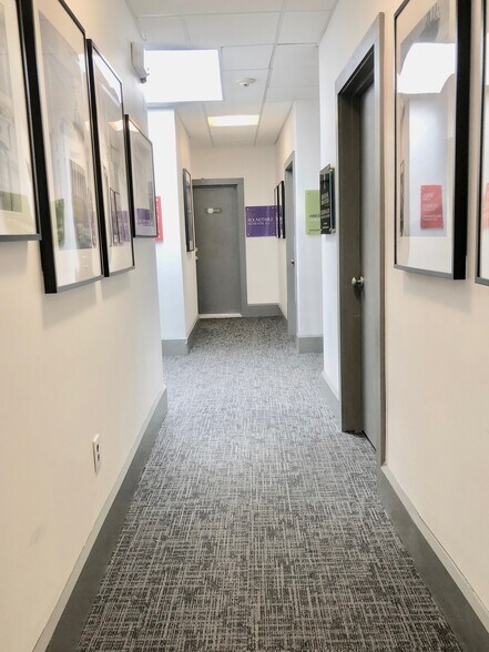 More Photos Of 19 W Putnam Ave, Greenwich Office For Lease