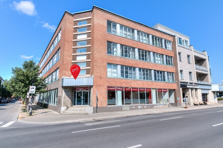 More Photos Of 7345 Boul Saint-Laurent, Montréal Storefront Retail Residential For Sale