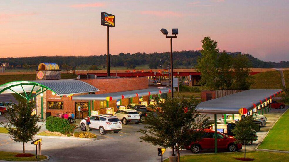 Primary Photo Of 58 Station Cir, Hazleton Fast Food For Sale
