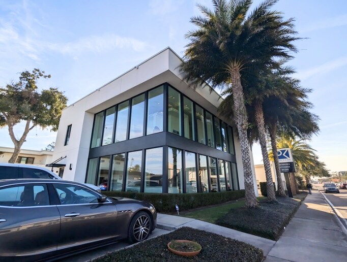 More Photos Of 952 W Fairbanks Ave, Winter Park Freestanding For Lease