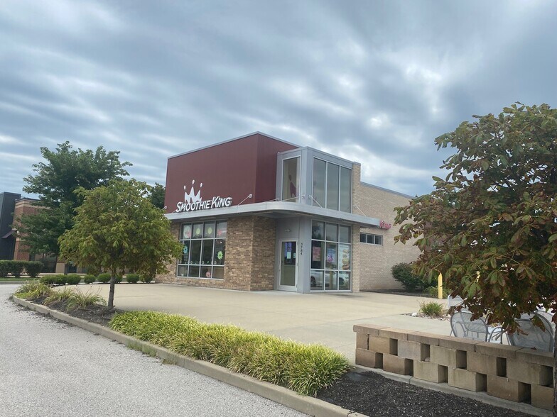 More Photos Of 3784 Elm St, Saint Charles Fast Food For Sale