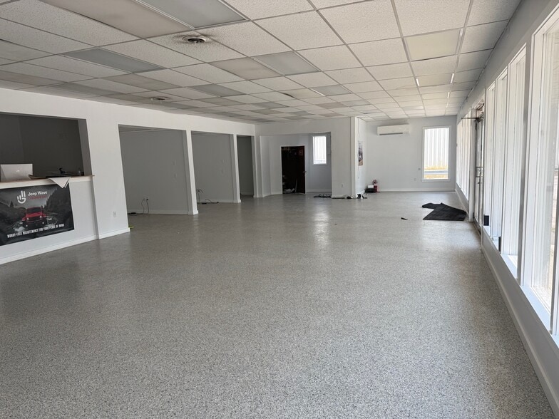 More Photos Of 209 Main St, South Paris Auto Dealership For Sale