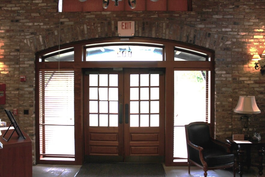 More Photos Of 602 Crescent Pl, Ridgeland Office For Lease