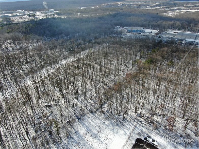 More Photos Of 178 Industrial Rd, Frackville Flex For Sale