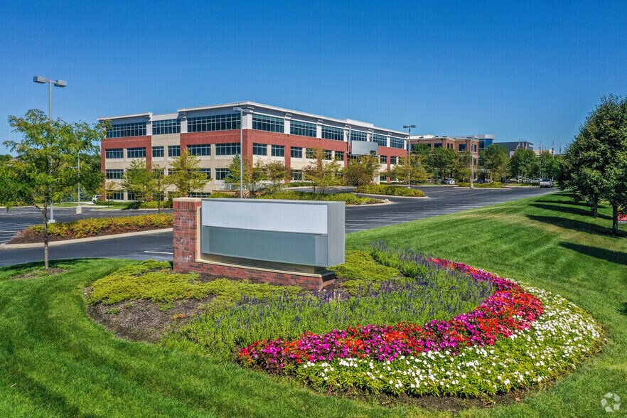 More Photos Of 15950 W Dodge Rd, Omaha Office For Lease