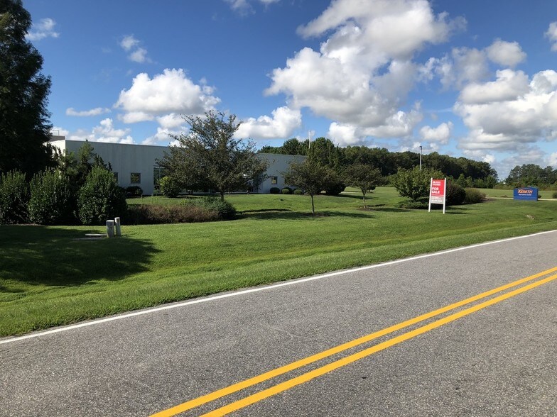 More Photos Of 112 Corporate Dr, Elizabeth City Office For Sale