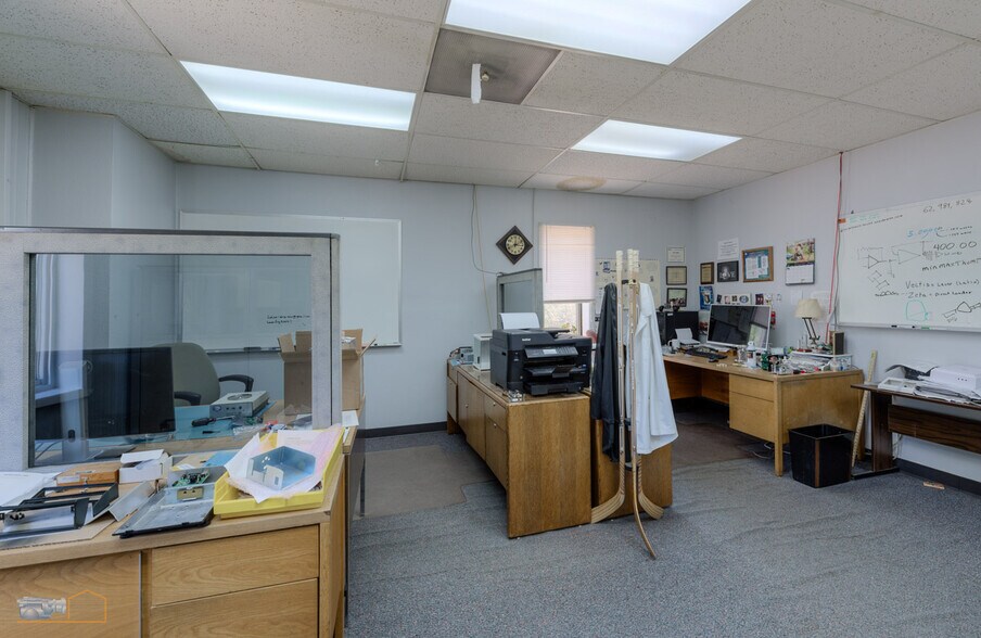 More Photos Of 5649 Arapahoe Ave, Boulder Flex For Sale