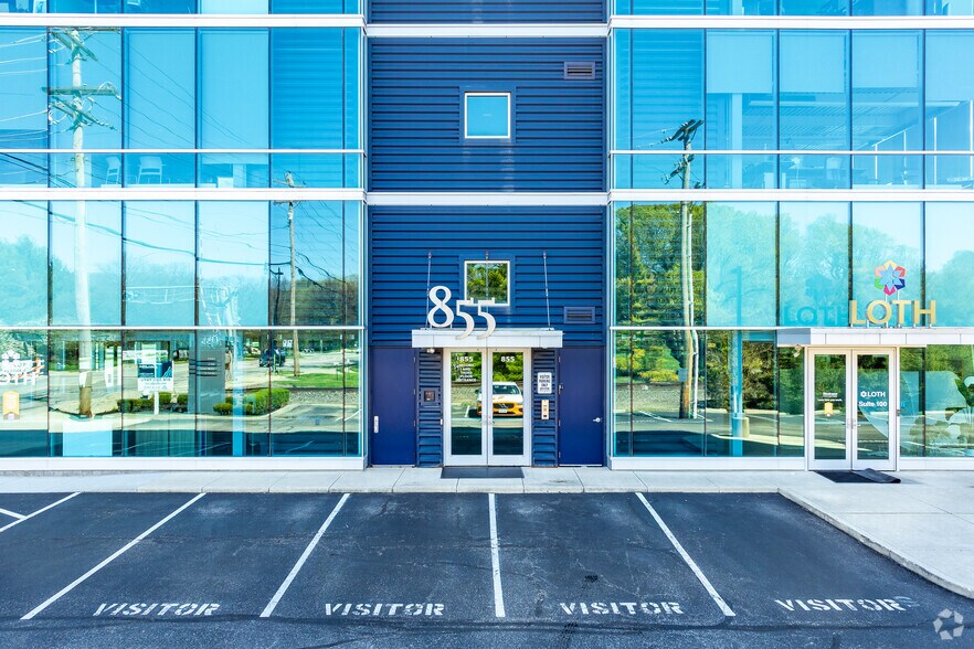 More Photos Of 855 Grandview Ave, Columbus Research And Development For Lease