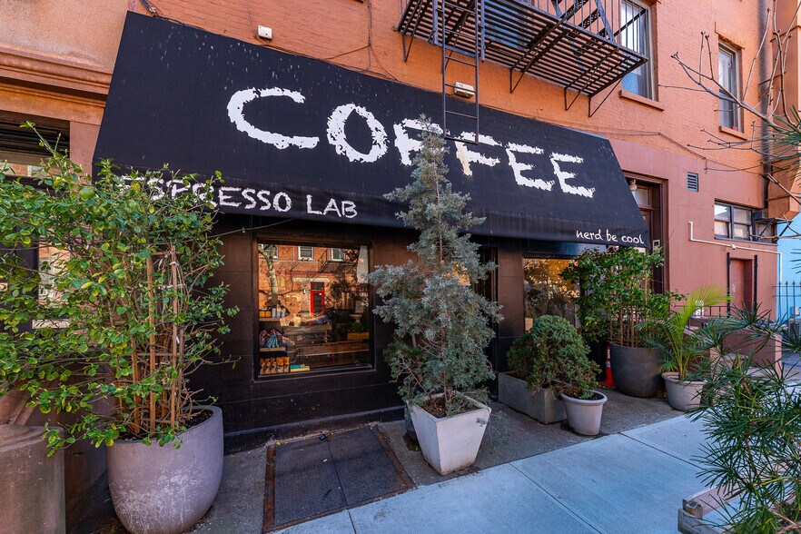 More Photos Of 325-327 Court St, Brooklyn Multifamily For Sale