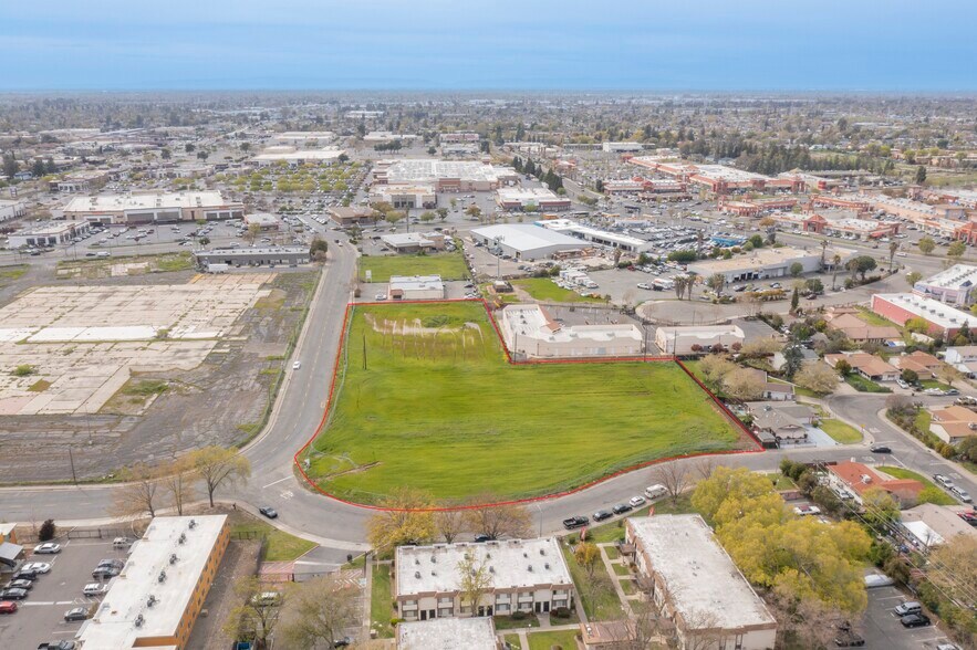 More Photos Of Lindale Dr @ Lewiston, Sacramento Land For Sale