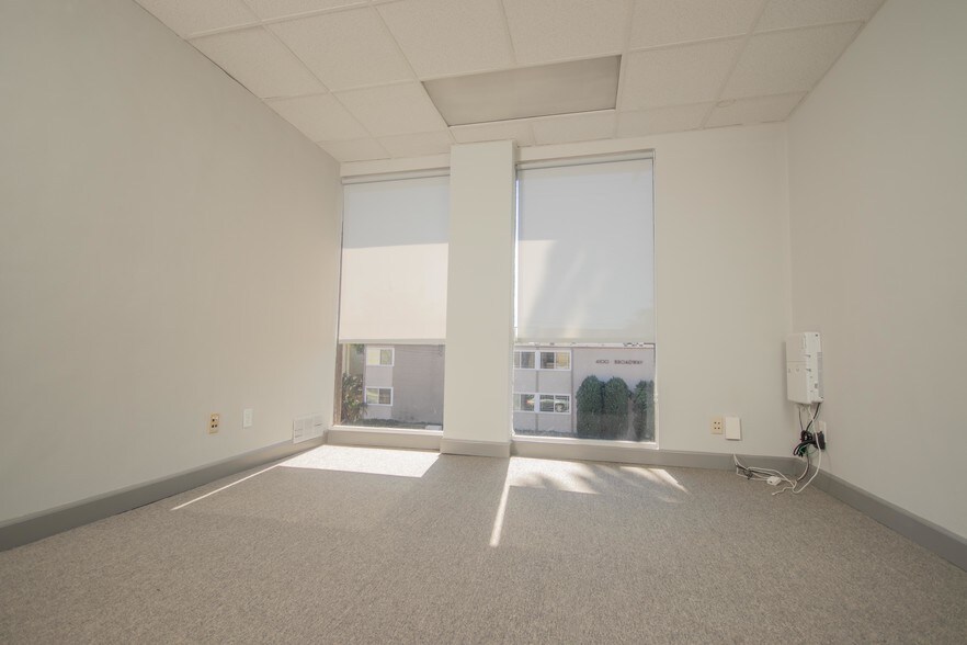 More Photos Of 4105 E Broadway, Long Beach Office For Lease