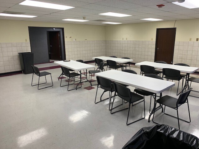 More Photos Of 7370 E 37th St, Wichita Flex For Lease