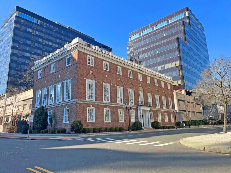 Primary Photo Of 6 Suburban Ave, Stamford Office For Lease