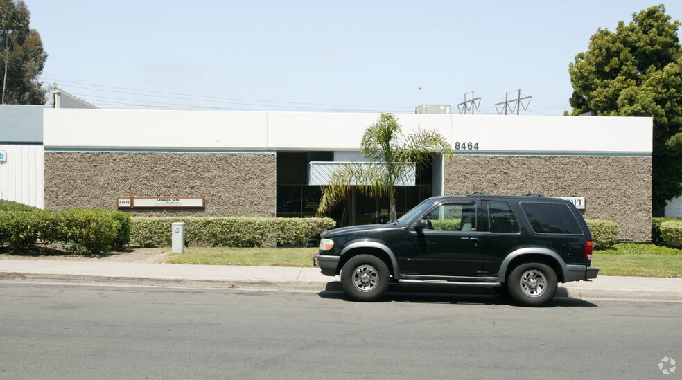 More Photos Of 8464 Commerce Ave, San Diego Manufacturing For Lease