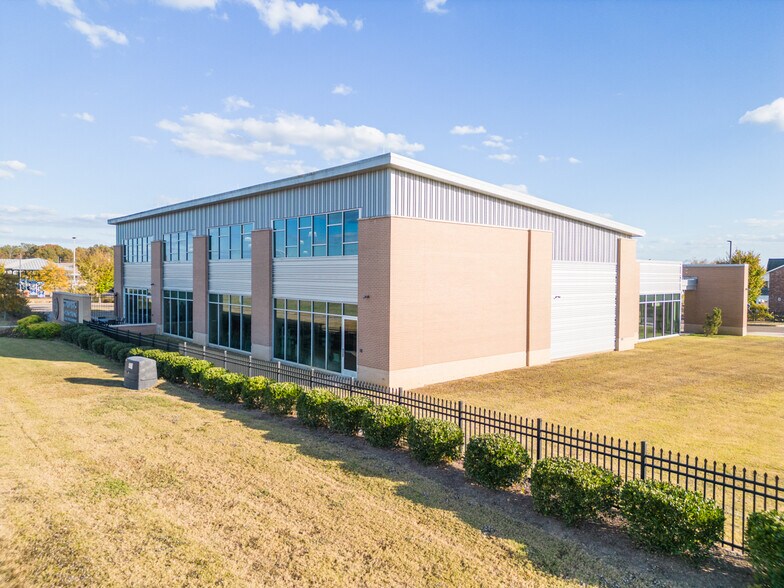 More Photos Of 225 Tomlinson Dr, Starkville Medical For Sale