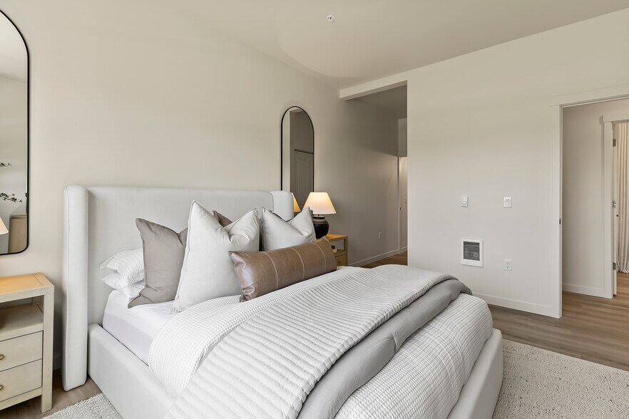 More Photos Of 7011 NE 126th St, Vancouver Apartments For Sale