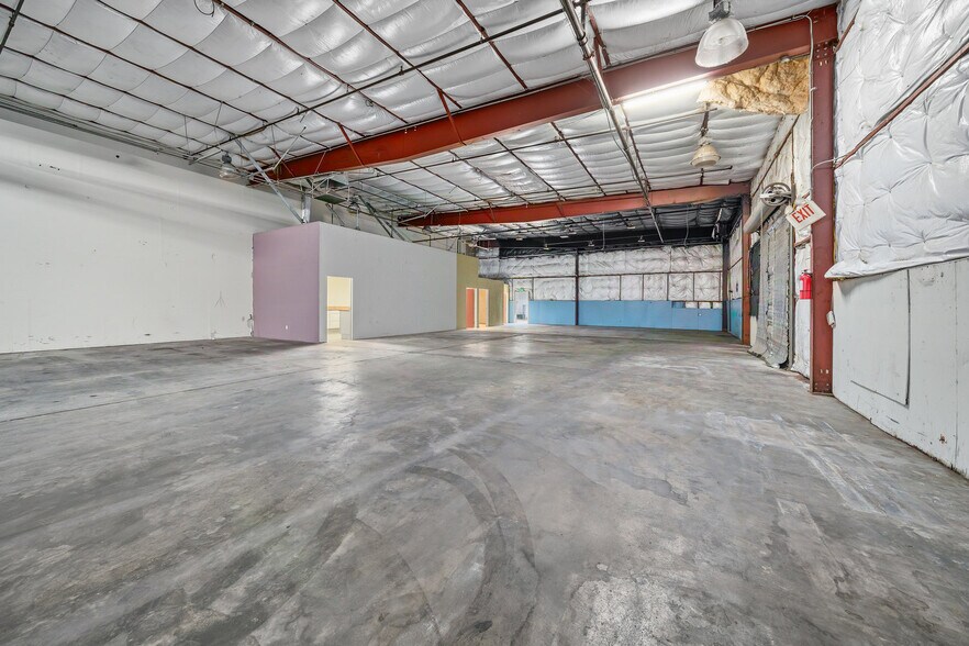 More Photos Of 3230 Riverside Ave, Paso Robles Manufacturing For Lease