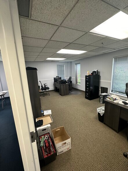 More Photos Of 29 E Mountain St, Worcester Office For Lease