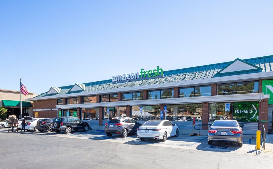 More Photos Of 19300-19338 Rinaldi St, Porter Ranch Unknown For Lease