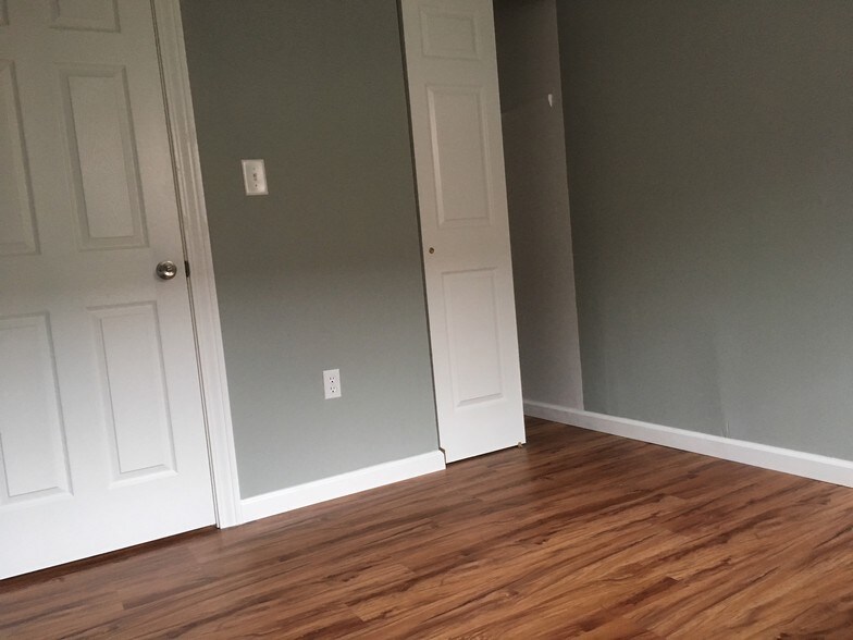 More Photos Of 3936 Lori Sue Ave, Dayton Apartments For Sale