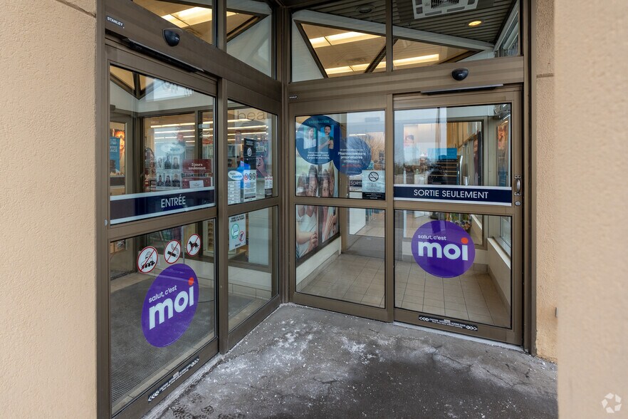 More Photos Of 4955-4975 Boul Guillaume-Couture, Lévis Storefront Retail Office For Lease