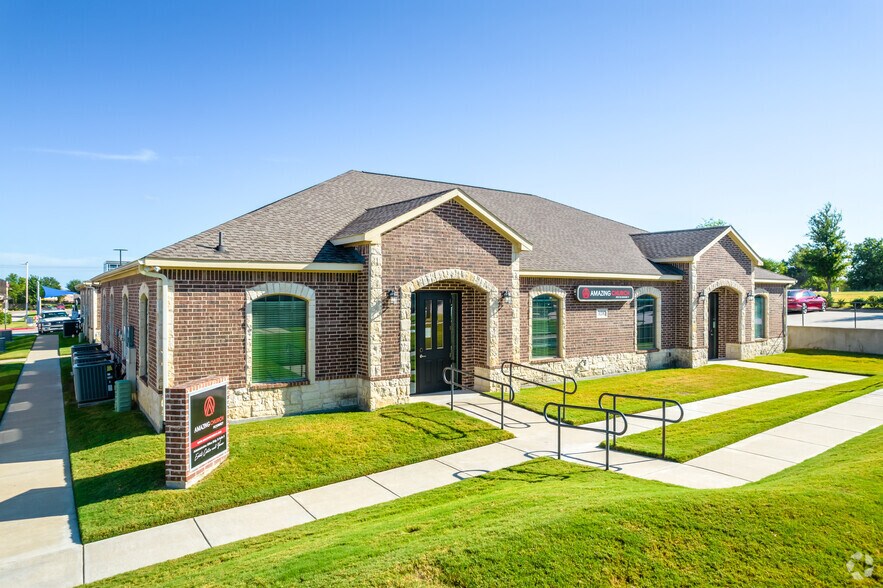 More Photos Of 3128 Hudson Xing, McKinney Office For Sale