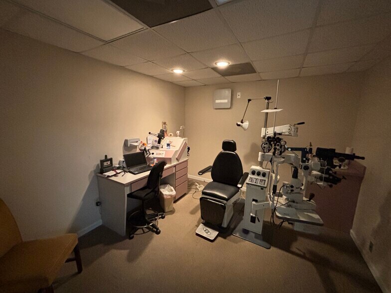 More Photos Of 3700 Largent Way, Smyrna Medical For Sale