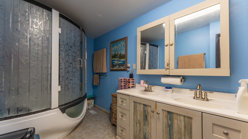 More Photos Of 10501 Old Highway 54, Eugene Self Storage For Sale