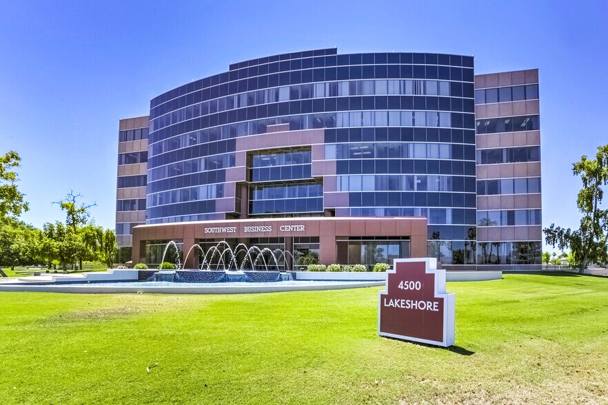 More Photos Of 4500 S Lakeshore Dr, Tempe Coworking Space