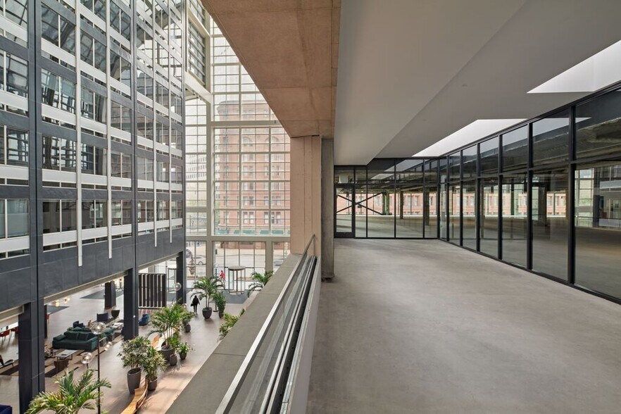 More Photos Of 1740 Broadway, Denver Office For Lease