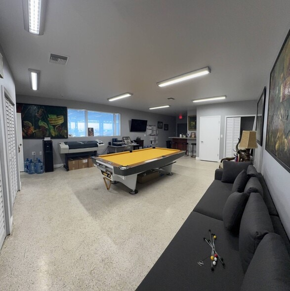 More Photos Of 8600 NW 36th Ave, Miami Manufacturing For Lease