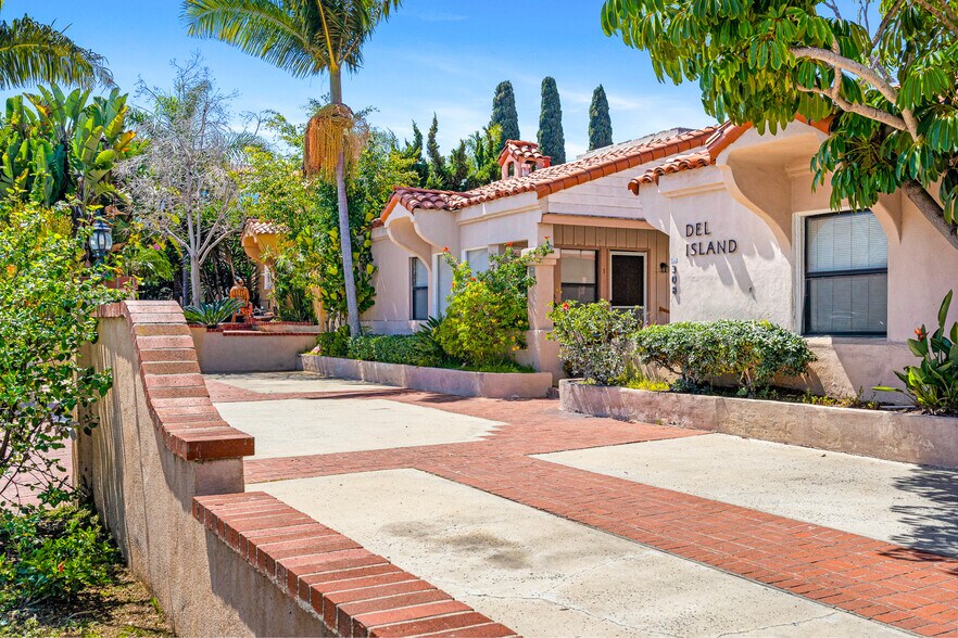 More Photos Of 308-330 Orange Ave, Coronado Apartments For Sale